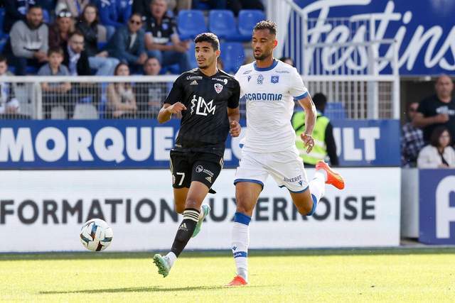 长安全新豪华SUV发布，外形霸气如百万级车！